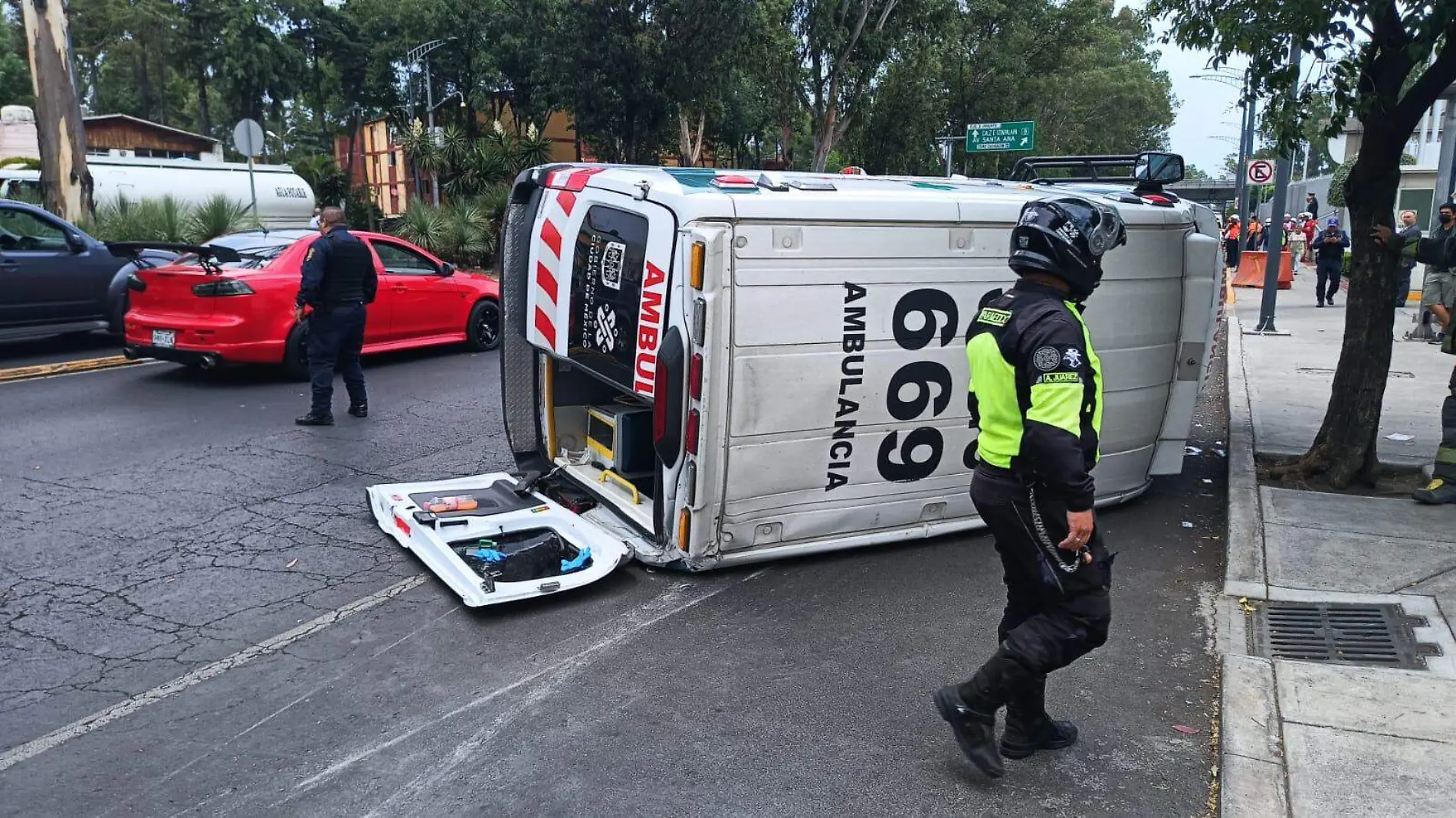 ambulancia coyoacán JOSE MELTON